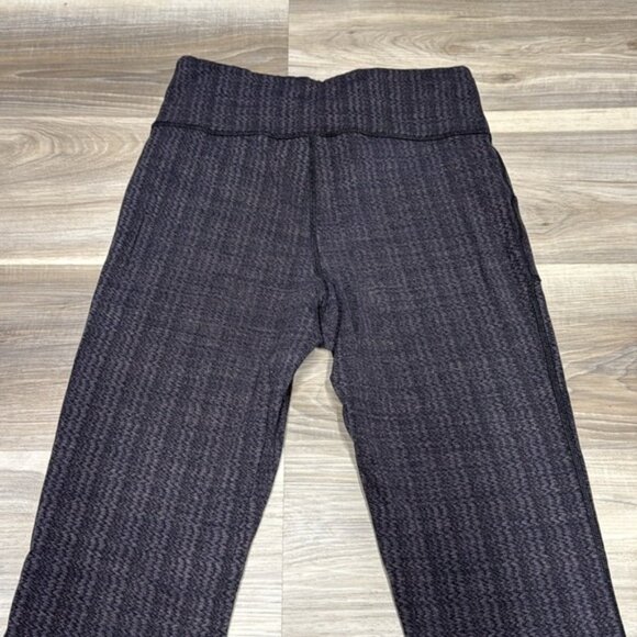 Lululemon Black Leggings with Pinstripe Pattern size 2 - Picture 7 of 10